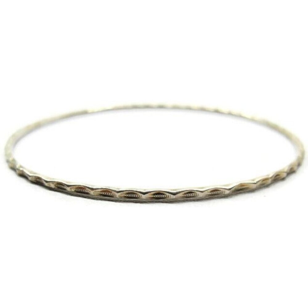 Shark Bite Edges Design Loop Bangle Style Sterling Silver 925 Bracelet Vintage